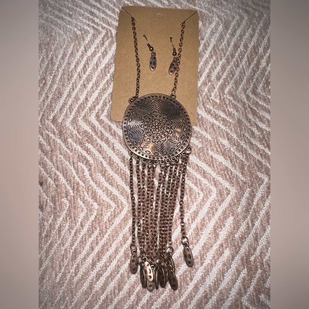 Brand New Never Worn Two Piece Chandelier Necklacer and Earrings Set